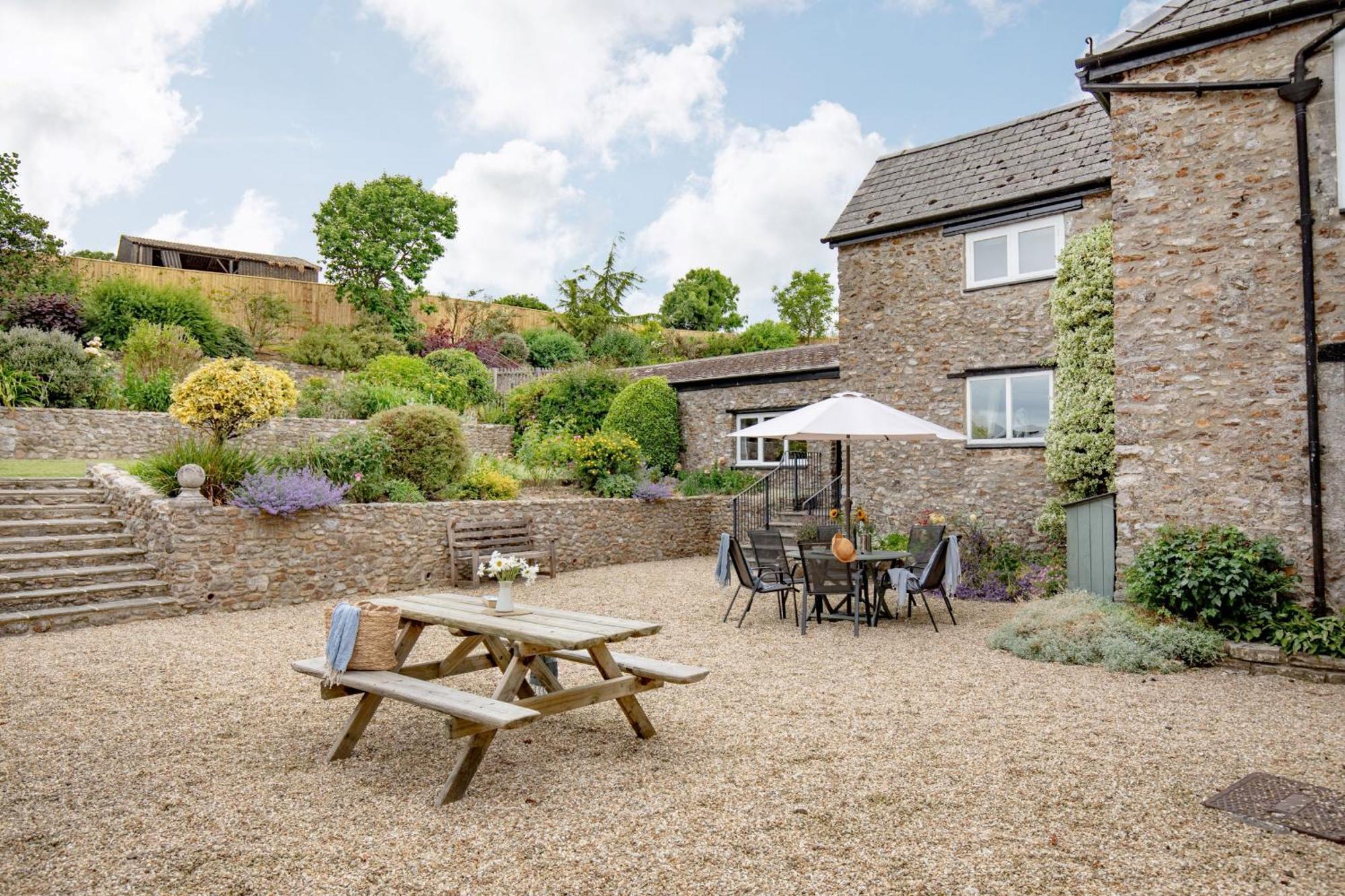 Sutton Barton Farmhouse Honiton Bagian luar foto